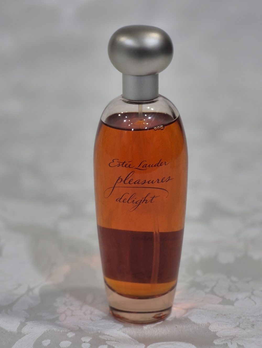 Estee Lauder Pleasures Delight Perfume